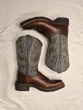 Ariat Delilah Western Leather Square Toe Cowgirl Boot